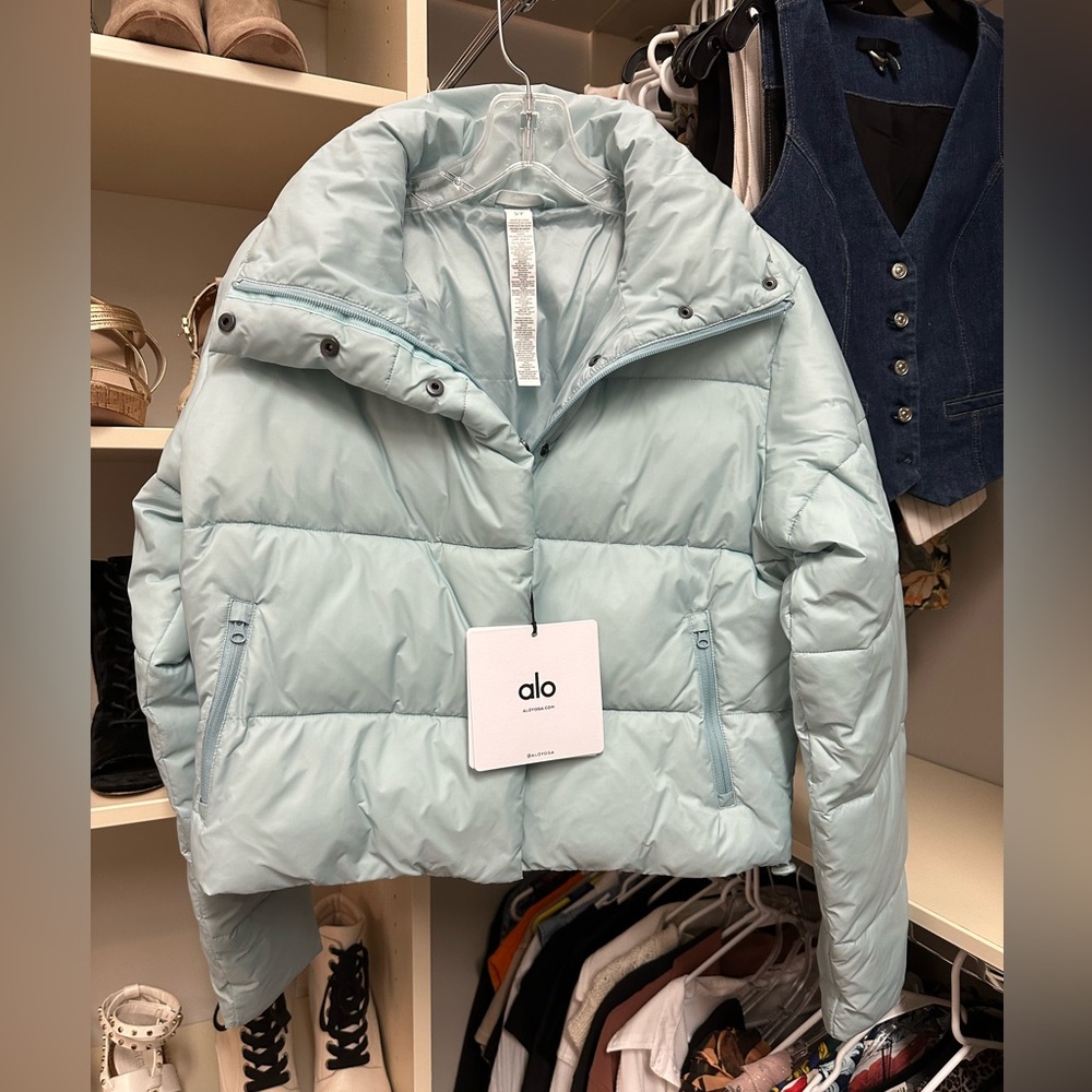 ALO Yoga Gold Rush Puffer